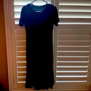 Black (Large) maternity dress.